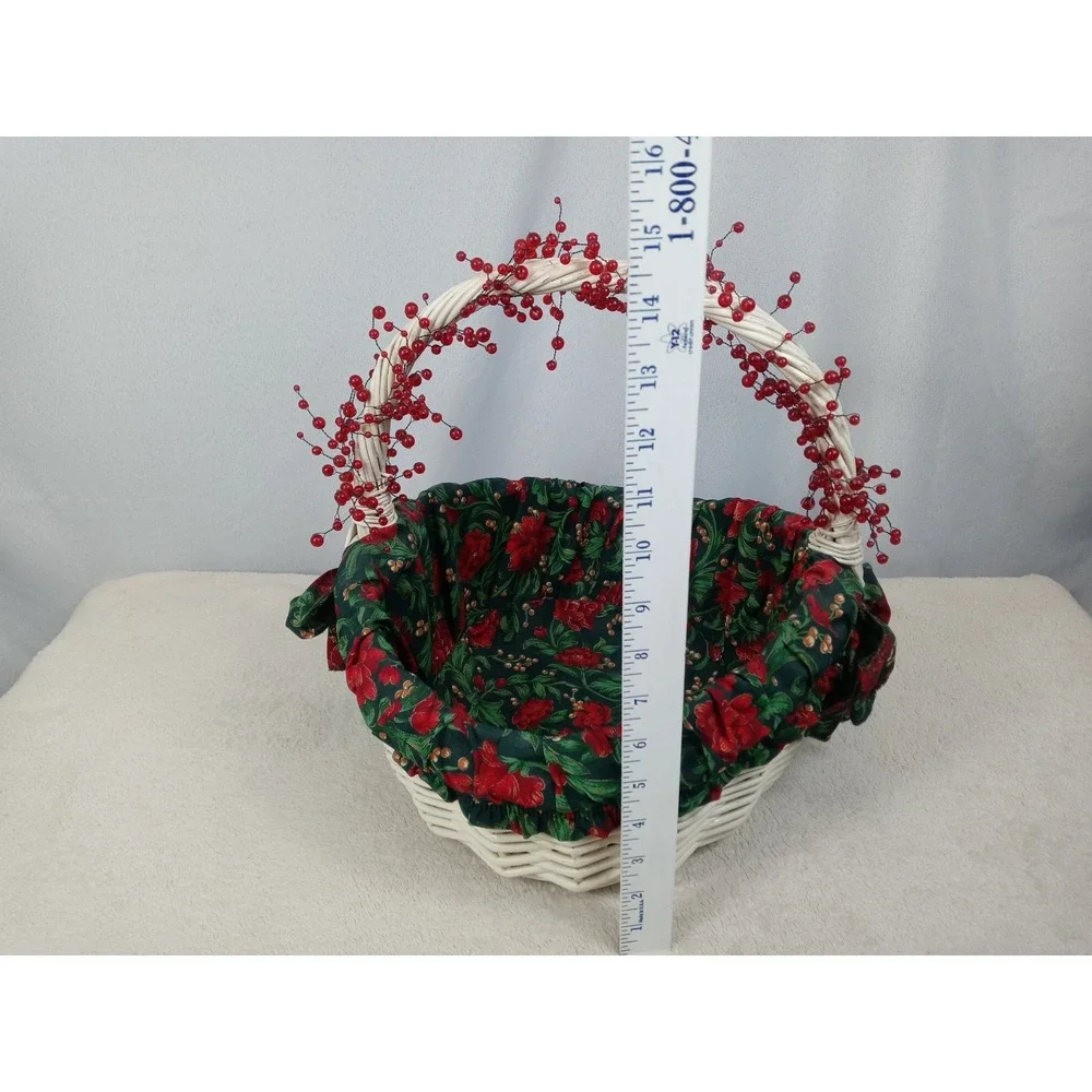 White Wicker‎ Christmas Basket Red Berry Handle Poinsettia Liner Holiday Decor